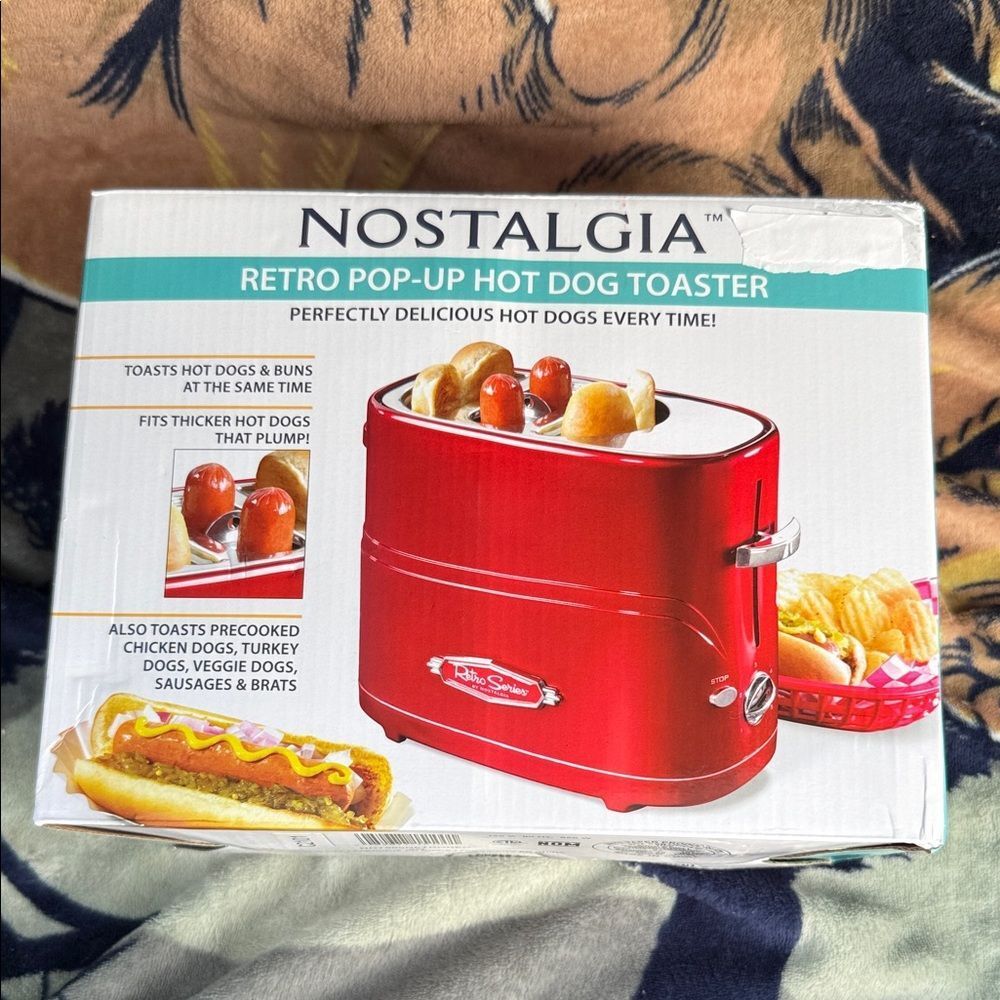 Nostalgia Red Retro Hot Dog Toaster